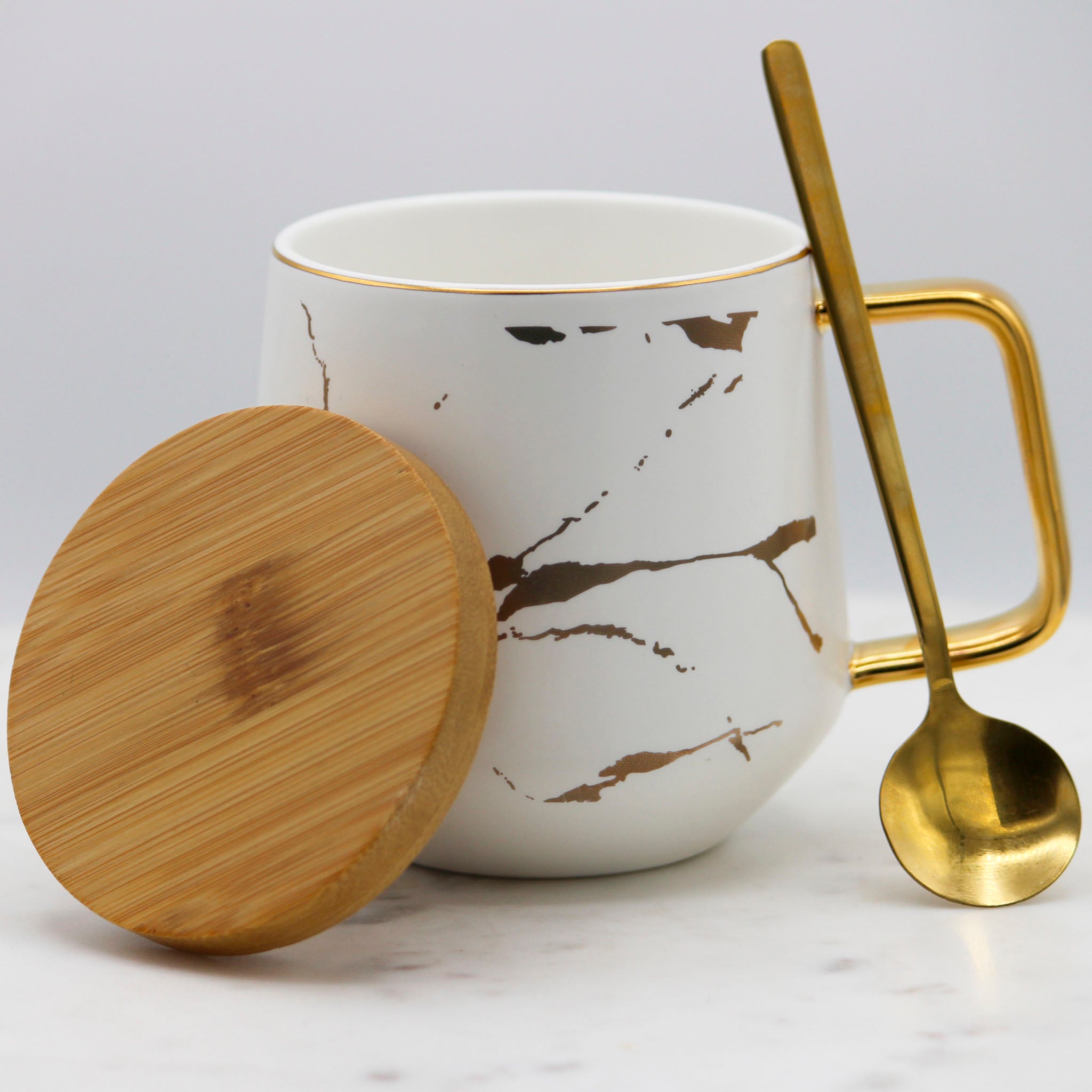 Glazed Porcelain Tea Mug with a Bamboo lid and a Spoon